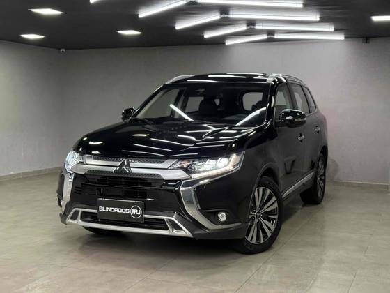 MITSUBISHI OUTLANDER 2.2 MIVEC DI-D DIESEL HPE-S AWD AUTOMÁTICO
